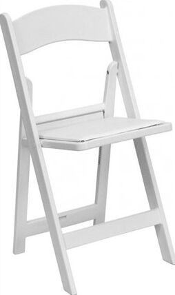 White resin folding chair rental for ceremonies and receptions — available to rent for weddings and corporate events in Cle Elum and Suncadia, Washington